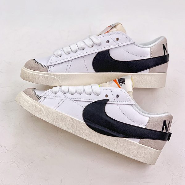 Nike Blazer Low 77 Jumbo White Black Sail DN2158-101