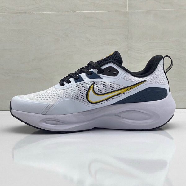 نایک ایر زوم وین فلو Nike Air Zoom Winflo V2