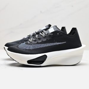 نایک زوم ویپرفلای Nike Zoom Vaporfly 4% مشکی سفید