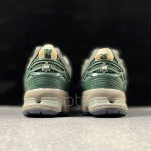 نیوبالانس New Balance 1906R size? Exclusive Diamond District Pack Green