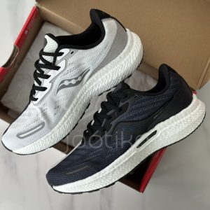 ساکنی ترایامف Saucony Triumph 19 دو رنگ