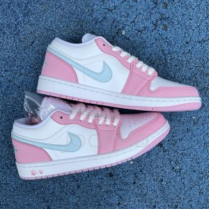 جردن وان لو Jordan 1 Low SE Paw Print Pink Foam پنجه صورتی